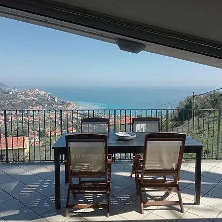 Terrazza Bay View Lägenhet